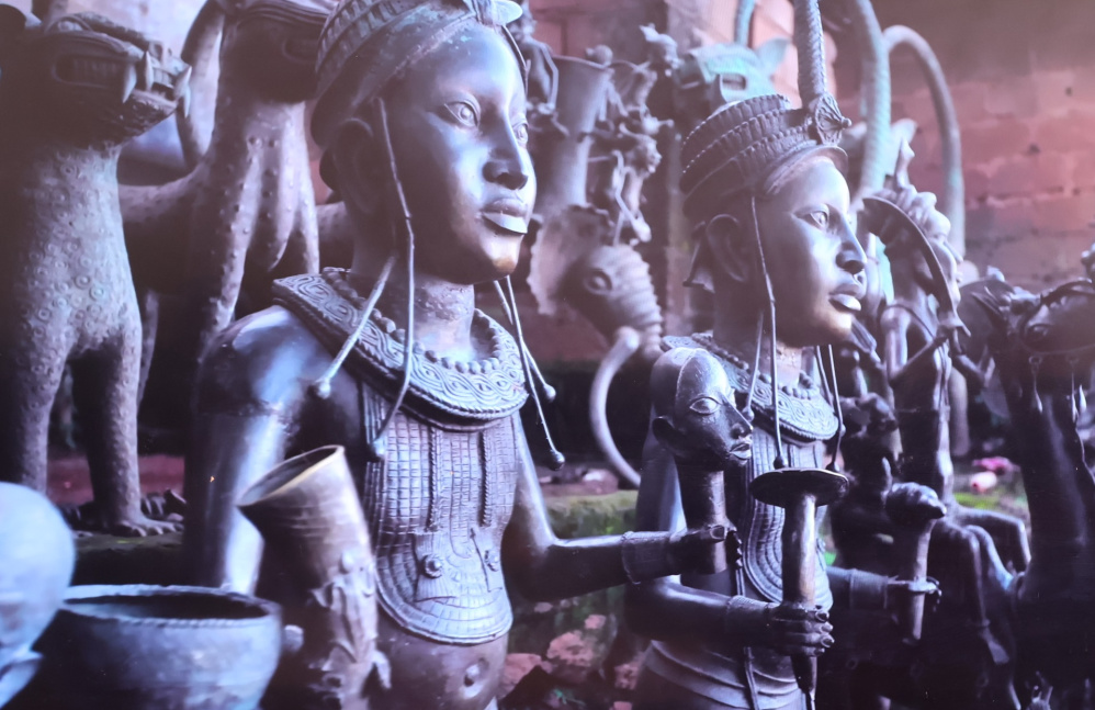 Cultural artifacts in Foumban 